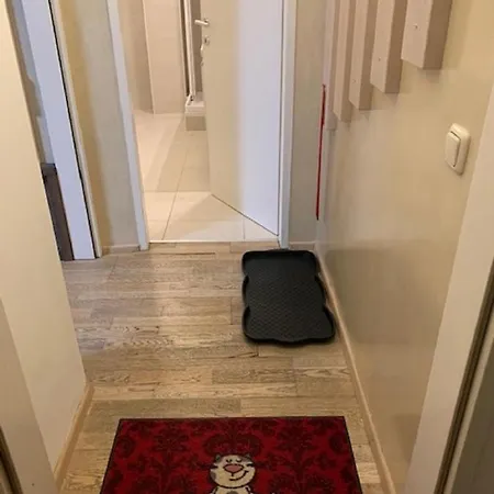 هاوس لوثرينجين باي ألبين ترافيل