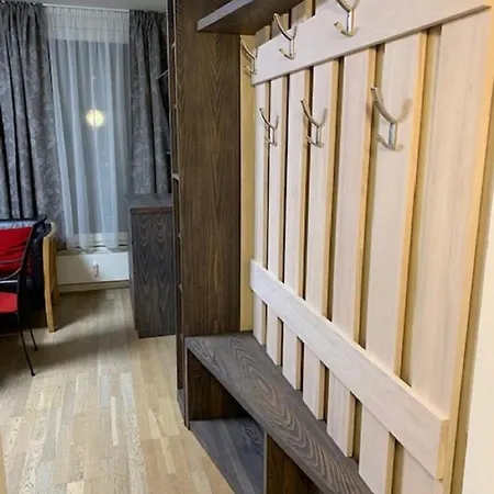 阿尔卑斯旅游络林公寓 公寓 *