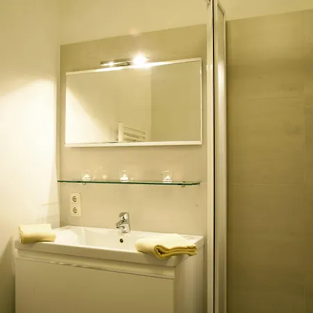 هاوس لوثرينجين باي ألبين ترافيل شقة *